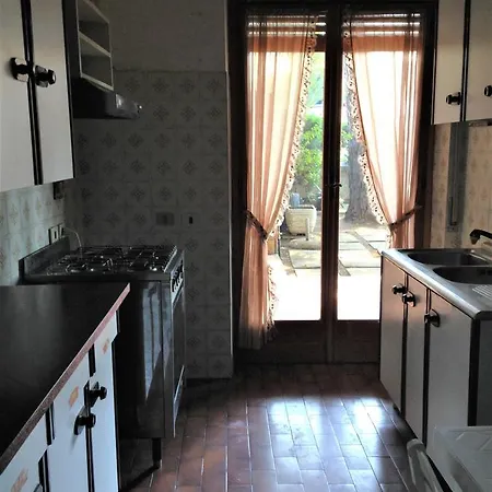 Feriehus Casa Romolo Ardea